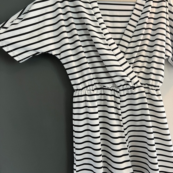 BOUTIQUE bought striped romper - Picture 4 of 5